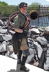 J. Kerenaith Munro - Steampunk Busker