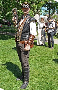Avery Crowe / Airship Mercenary